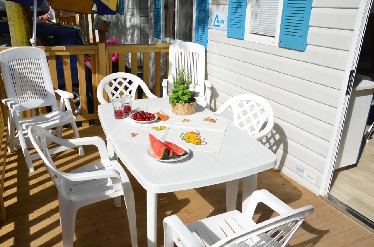 סן מנאיו Happy Camp Mobile Homes In Camping Villaggio Internazionale מראה חיצוני תמונה